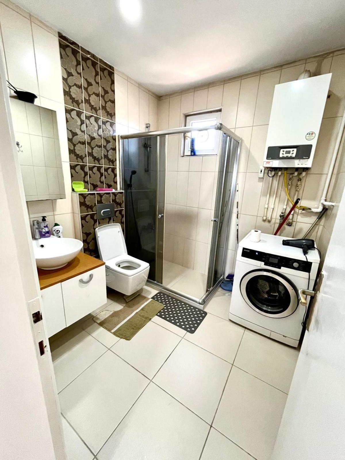 Big 2 1 With A Seaview Terrace Apartament Istanbul