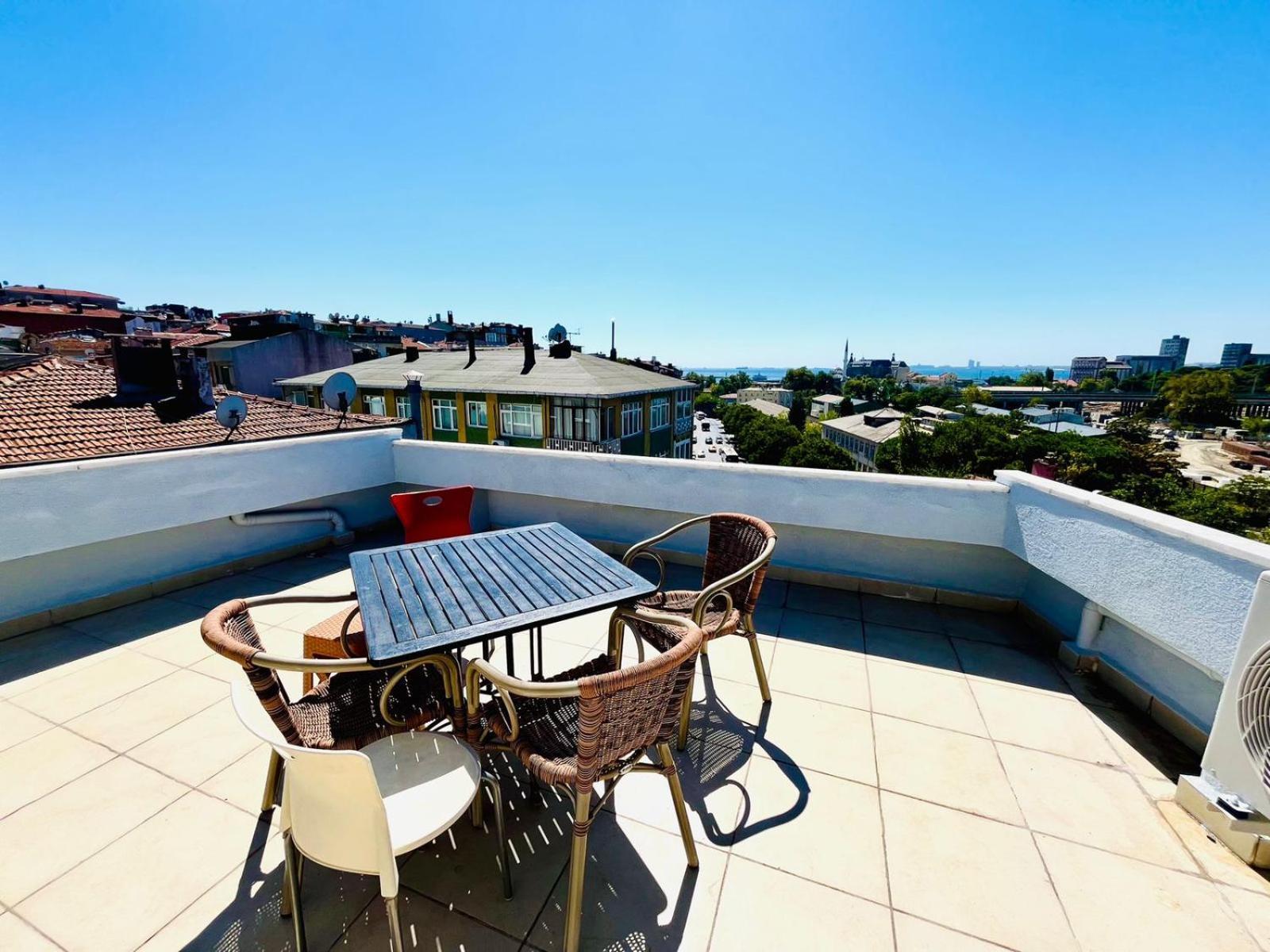 Daire Big 2 1 With A Seaview Terrace *